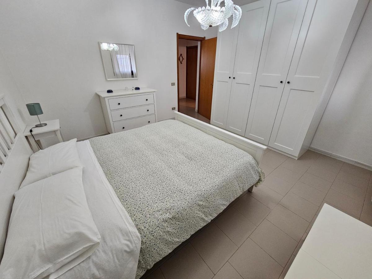 Interno 14 Bed & Breakfast Taranto Exterior photo